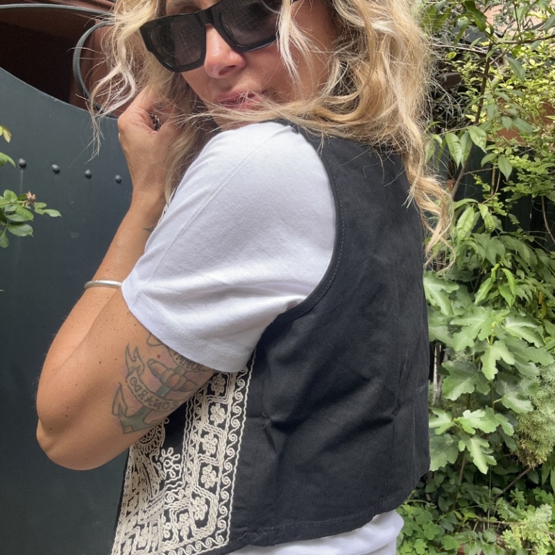 NUMERO155 GILET NAMELESS NERO